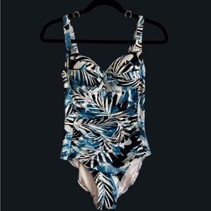 NIPTUCK WOMENS SWIMSUIT, ONE PIECE, BLUE, WHITE, NAVY, size 6